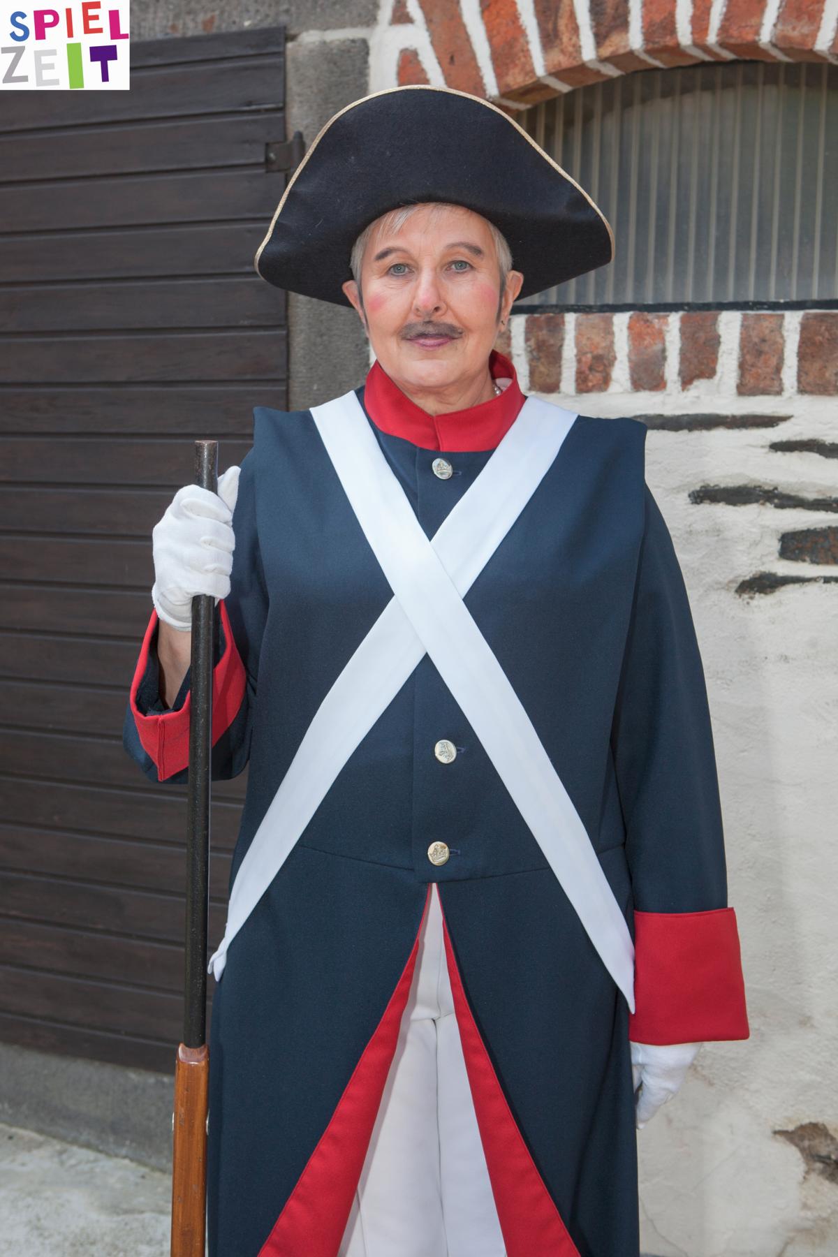 Soldat - Marita Hüttermann