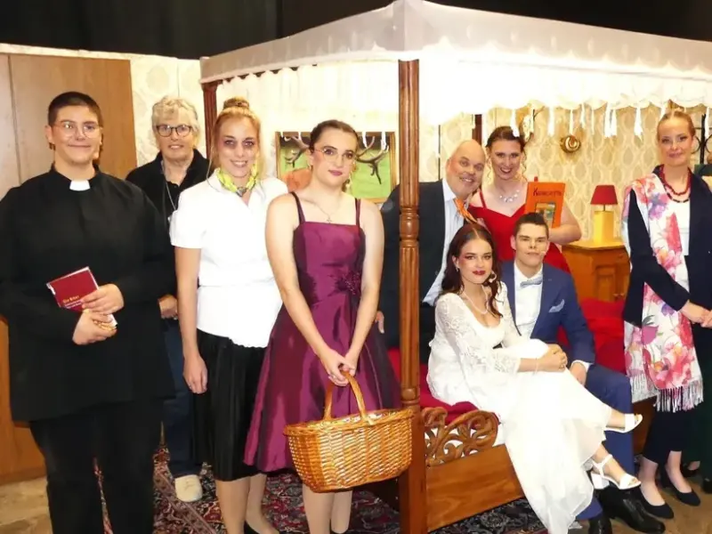 Mit drei Aufführungen des Stücks „Die etwas wilde Hochzeitsnacht“ haben die Akteure des Theatervereins Düngenheim am vergangenen Wochenende ihr schauspielerisches Können erneut unter Beweis gestellt.